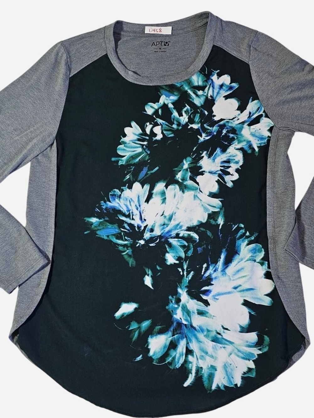 Apt. 9 Long-Sleeve Raglan Top in Gray with Blue Floral Front